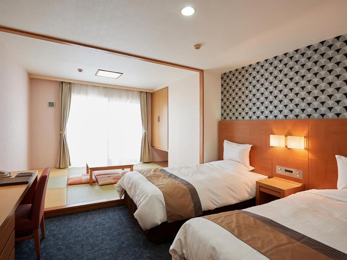 Hotel Murasakimura Yomitan Exterior foto