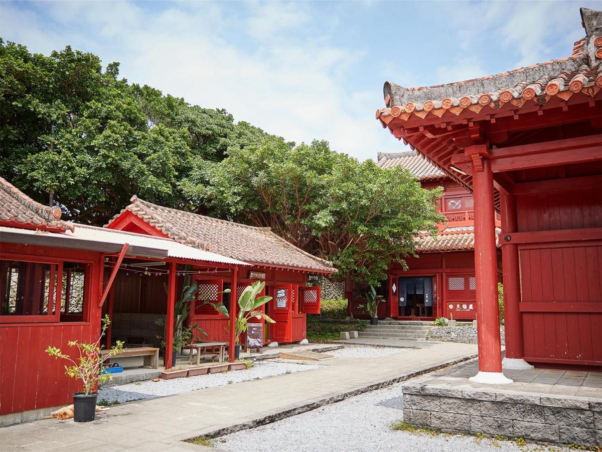 Hotel Murasakimura Yomitan Exterior foto