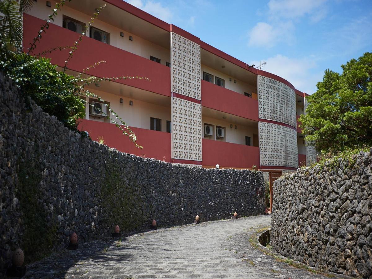 Hotel Murasakimura Yomitan Exterior foto